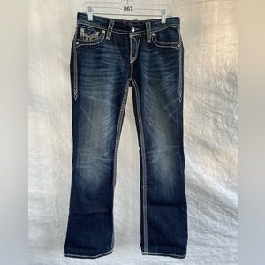 Rock Revival Darcy Easy Boot jeans. NWOT. Triple stitching, dark, size 28. 28x32